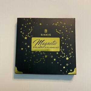 Black and Gold Magnetic‎ Eyeliner and Eyelashes Kit